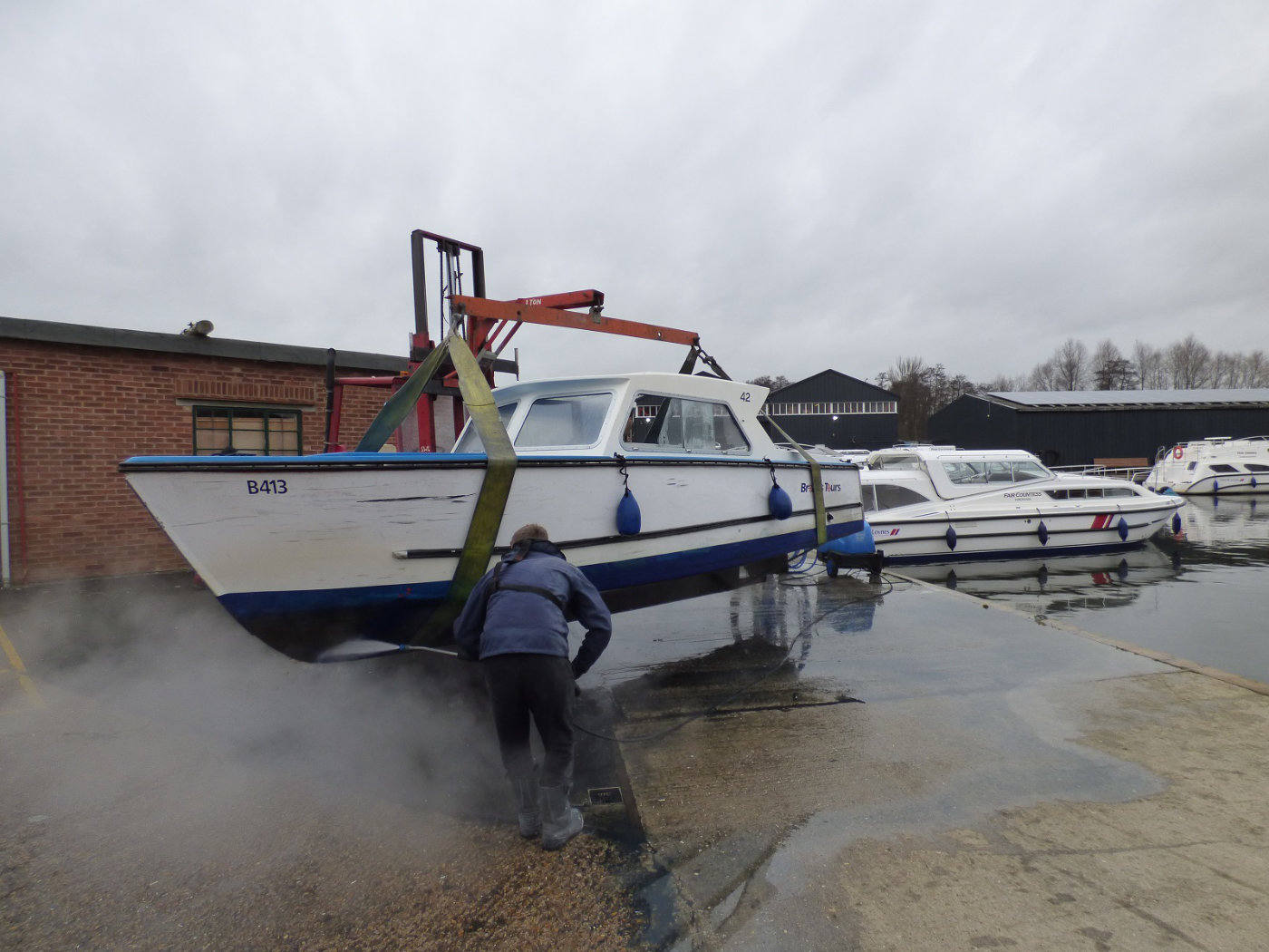 Day boat pressure washing