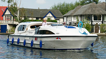 boat hire norfolk broads